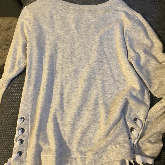 crewneck - Picture 4 of 4